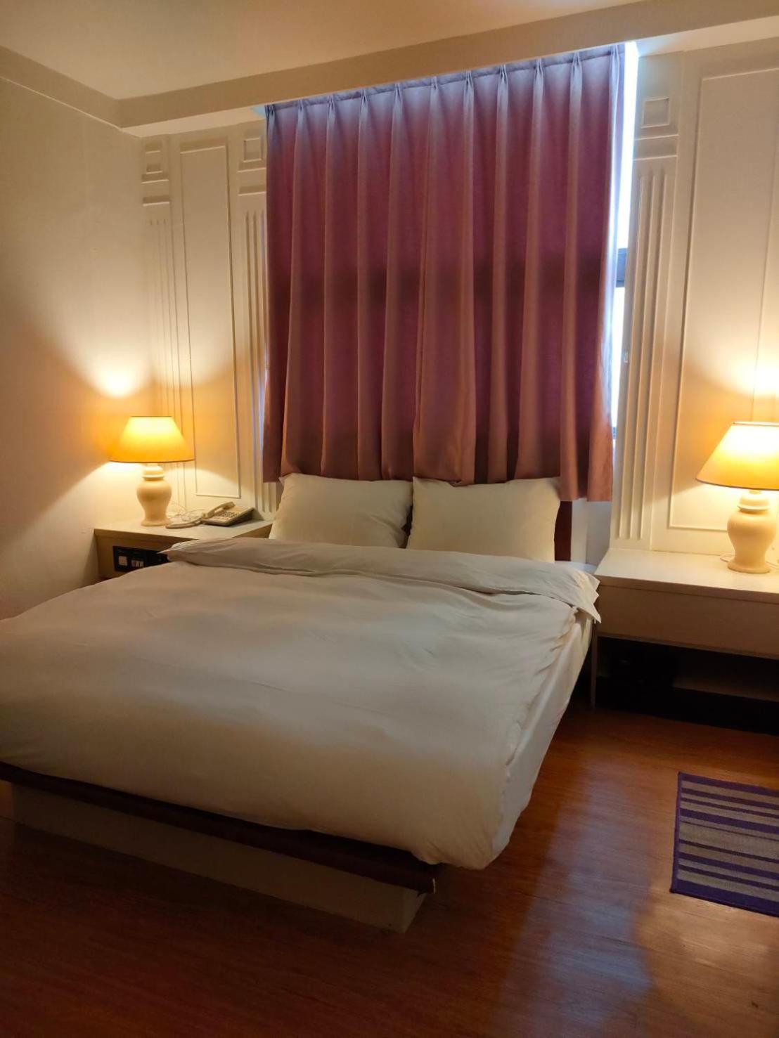 Dc Hotel 타이중 외부 사진