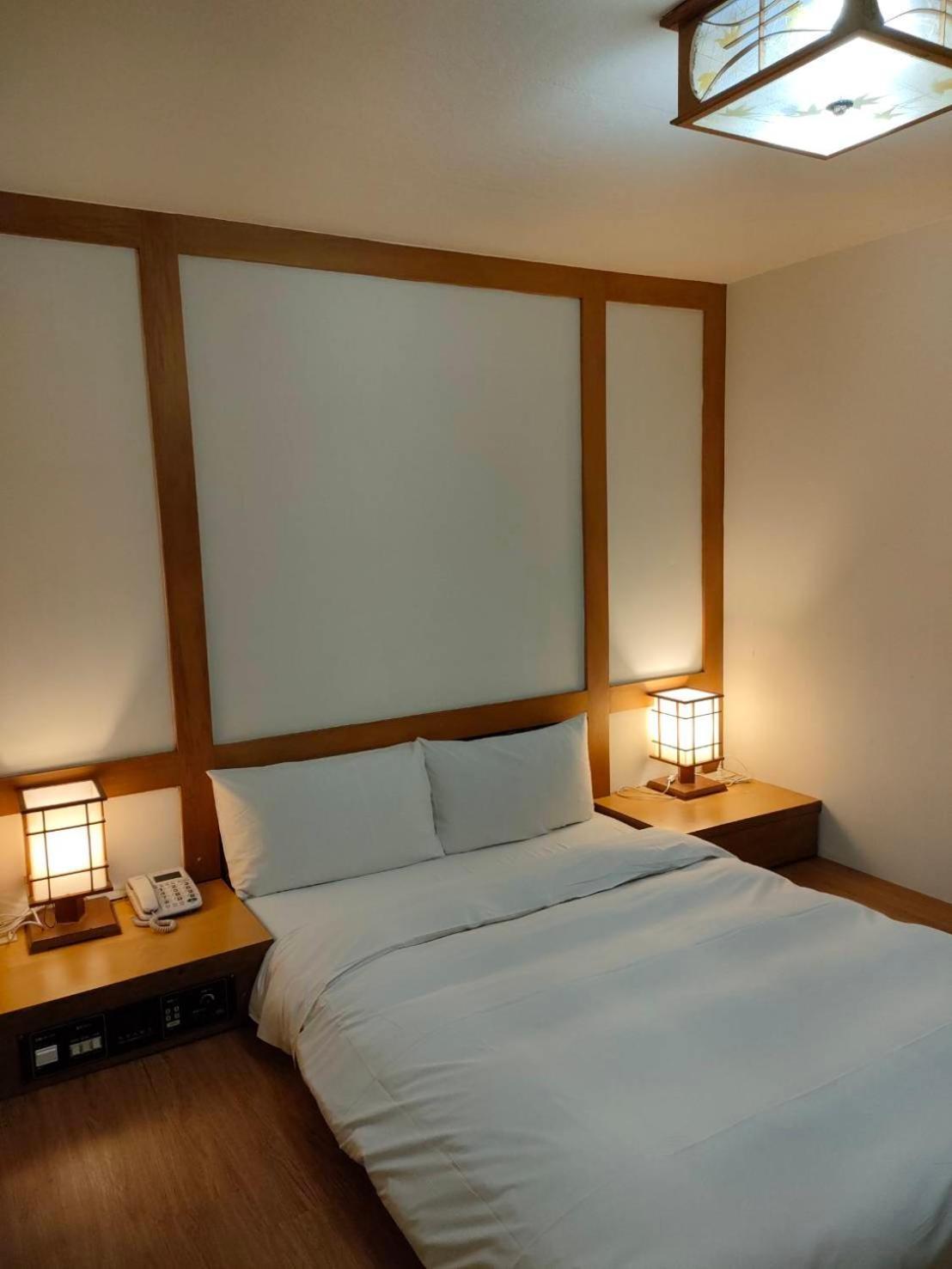 Dc Hotel 타이중 외부 사진
