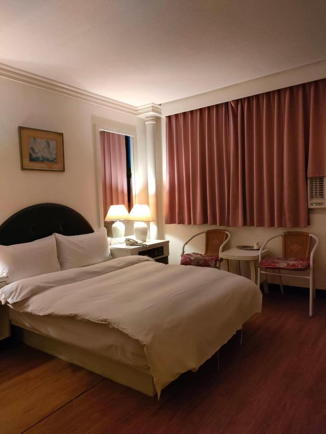 Dc Hotel 타이중 외부 사진