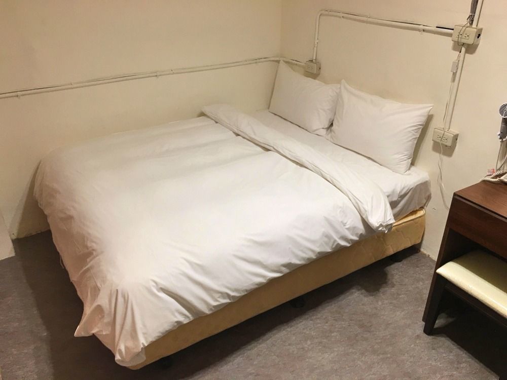 Dc Hotel 타이중 외부 사진